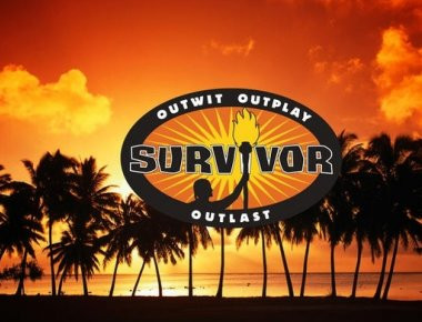 Survivor: Η «μάχη» των «Διάσημων» για να ρίξουν μία καρύδα από το δέντρο (βίντεο)